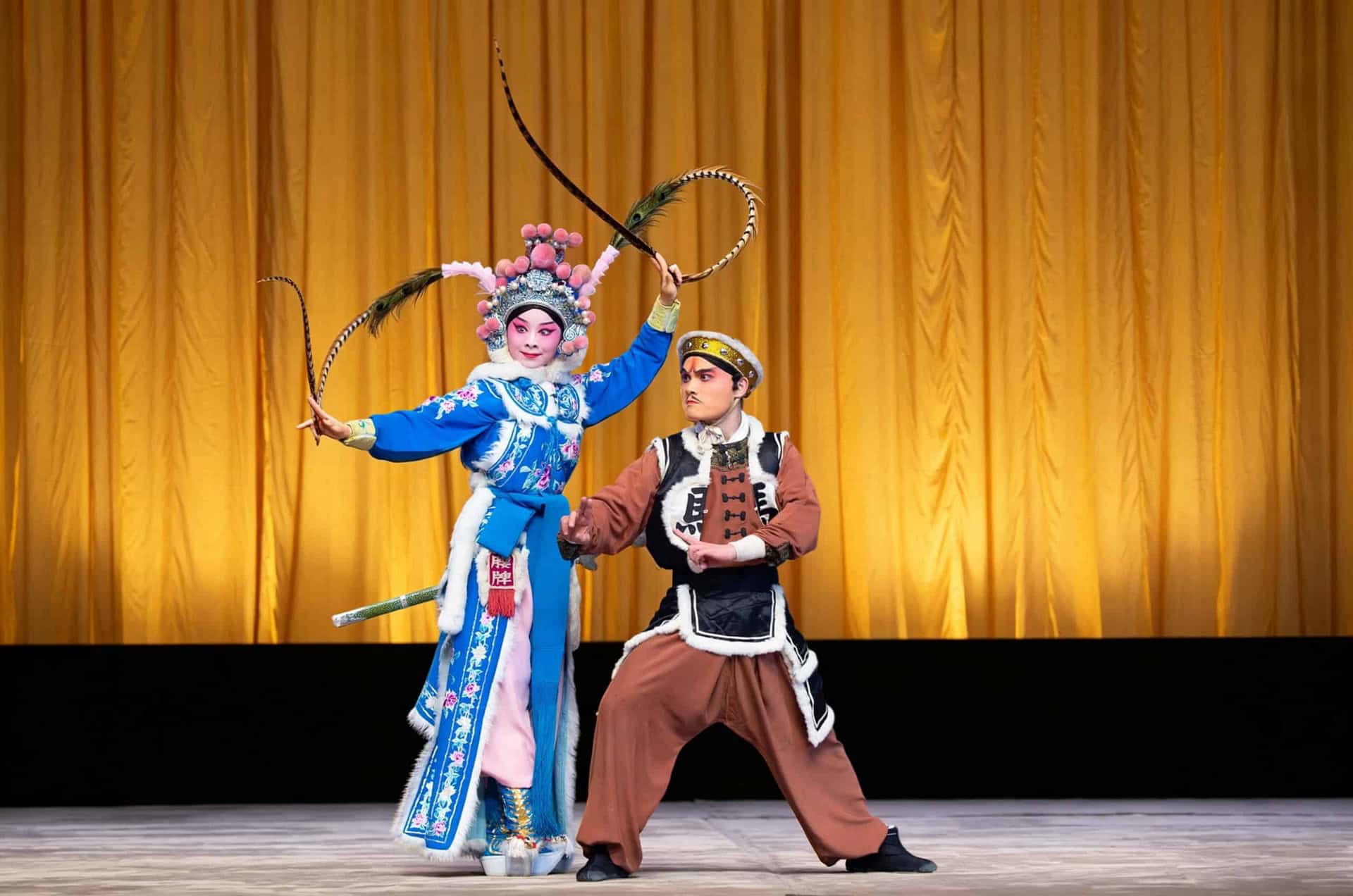 Experience Peking Opera Live at Beijing Liyuan Theater