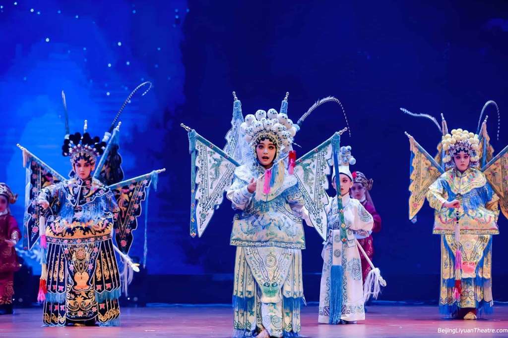 In Beijing, How Can You Not Go to Liyuan Theater to Watch a Peking Opera?